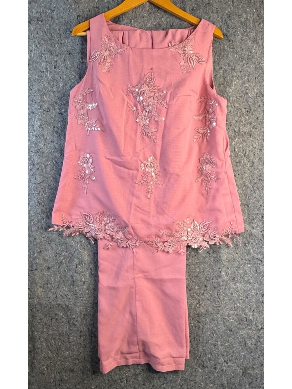 Dusty Rose Lace Appliqué Top Wide Leg Pants Set Size 14 Wedding Guest NWOT